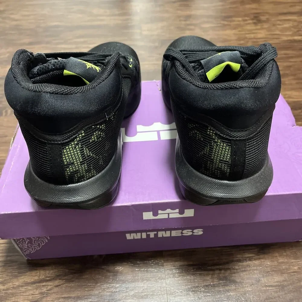 Nike lebron witness